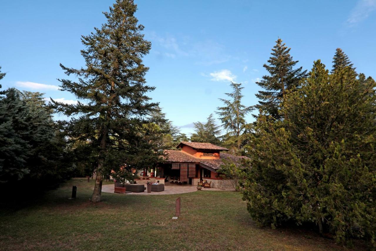 Bed and Breakfast I Lari Castel Del Monte Castel Del Monte  Exterior foto